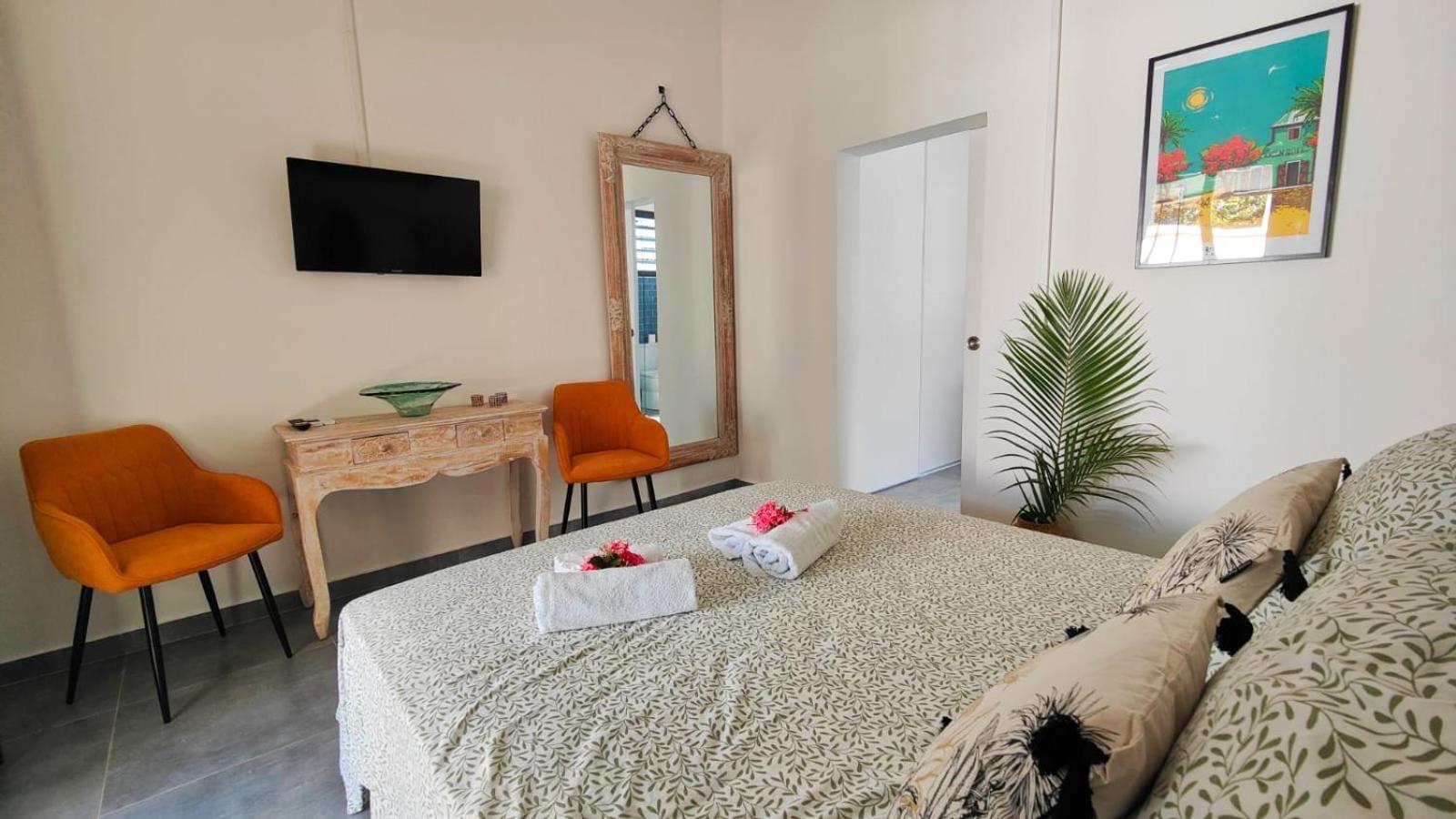 Ti Kaz Solei Apartment Saint-Gilles Les Bains Exterior photo